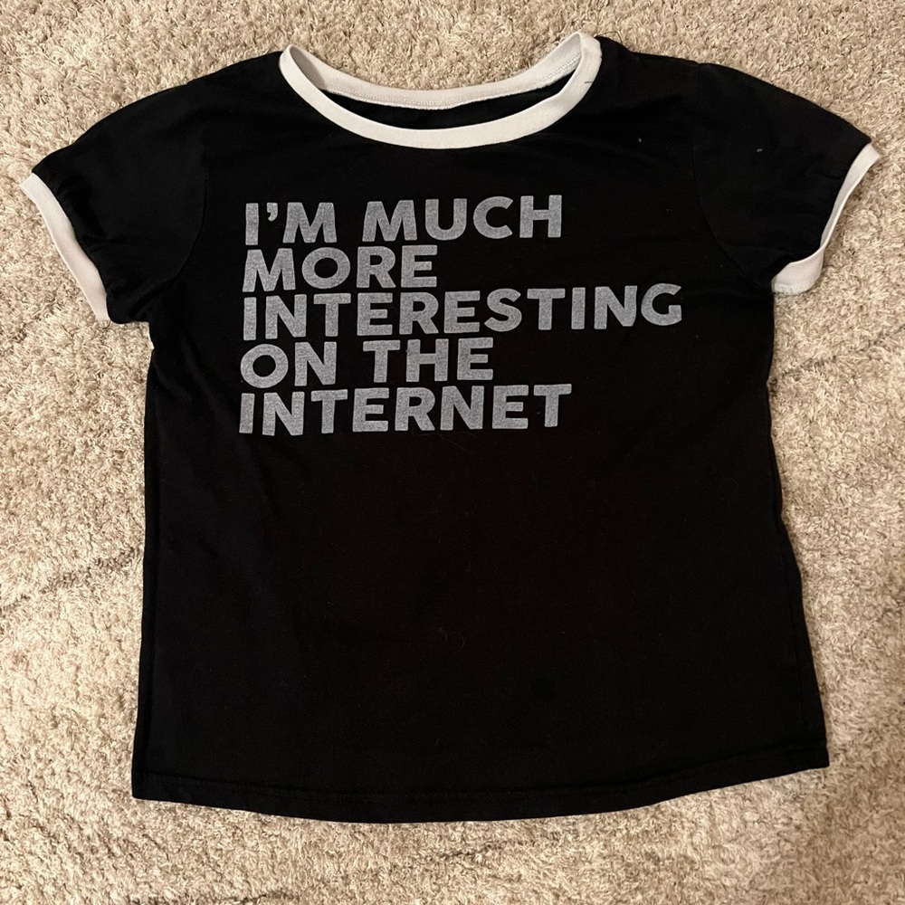 Black t shirt